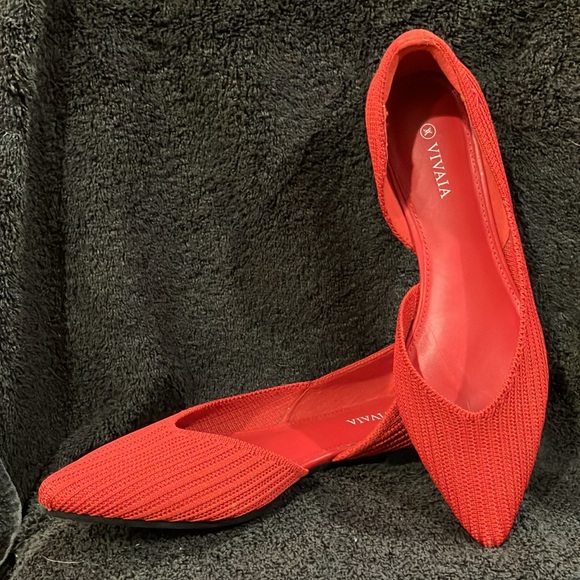 Ruby Red Pointed-Toe Flats - Picture 5 of 9